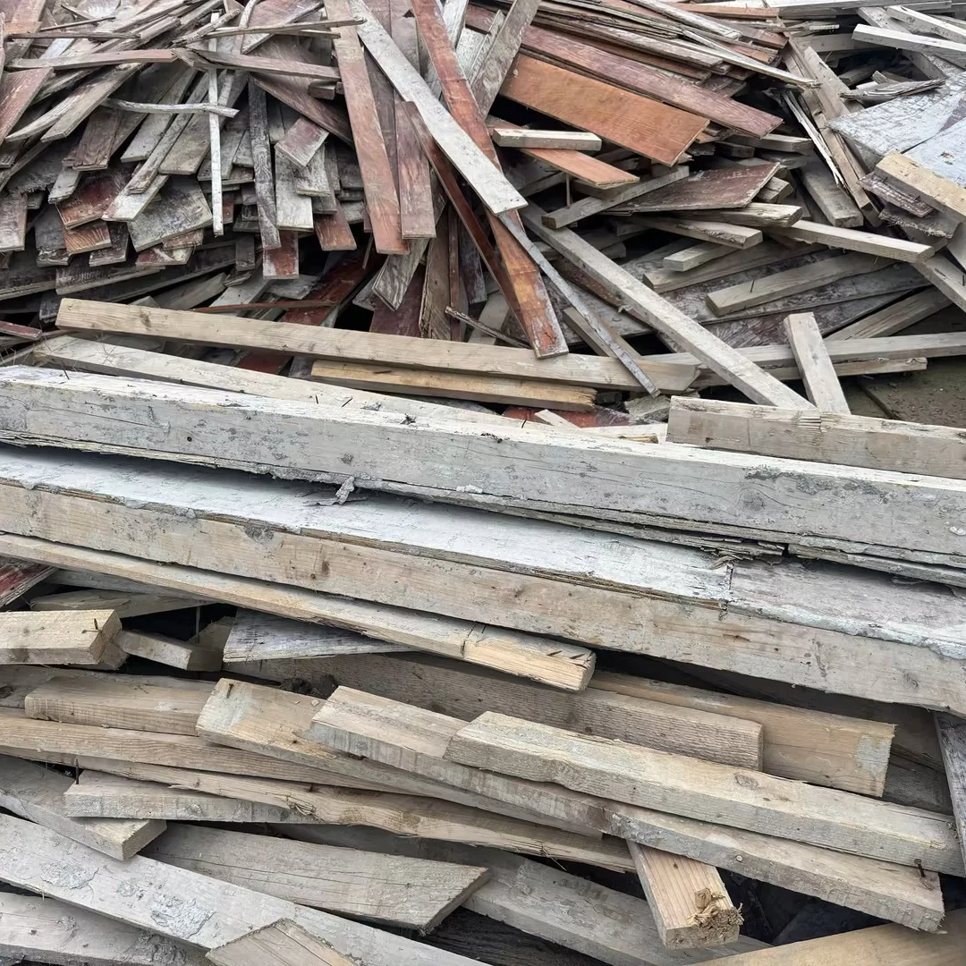 工地建筑木材回收现场